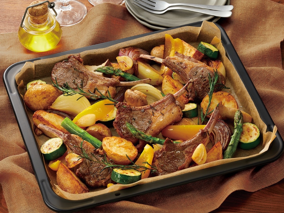 ハーブ香るラムのぎゅうぎゅうごちそうプレート