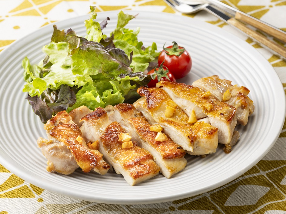 鶏肉のパリパリガーリックソテー