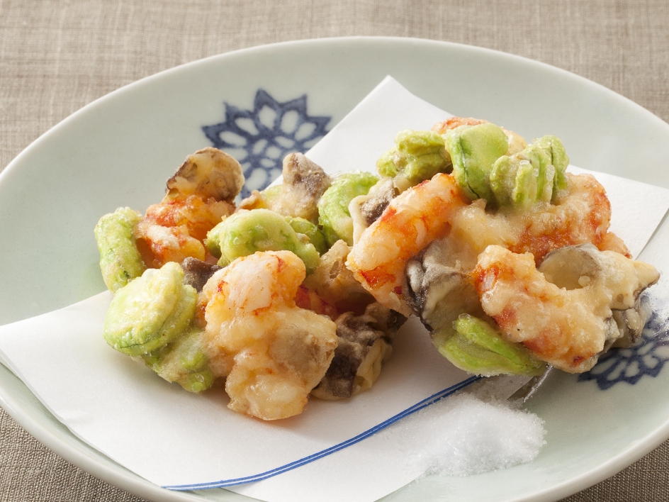そら豆とエビのかき揚げ
